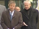 Слушания по делу Абрамовича и Березовского кончились sms'кой от "Доктора Зло"