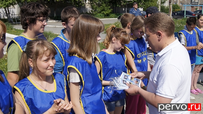 Сегодня в Первоуральске стартовали отряды мэра. Видео