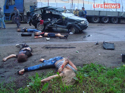 8 подростков разбились на скорости 120 км/ч