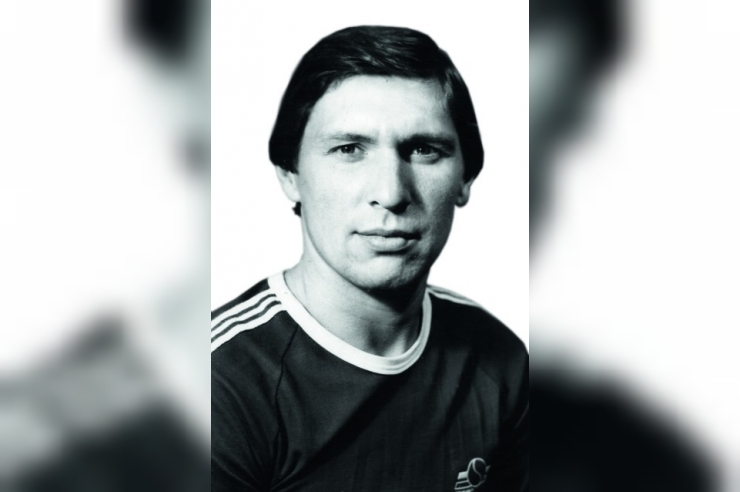 Сегодня исполняется 65 лет известному в прошлом защитнику «трубника» Юрию Лубову