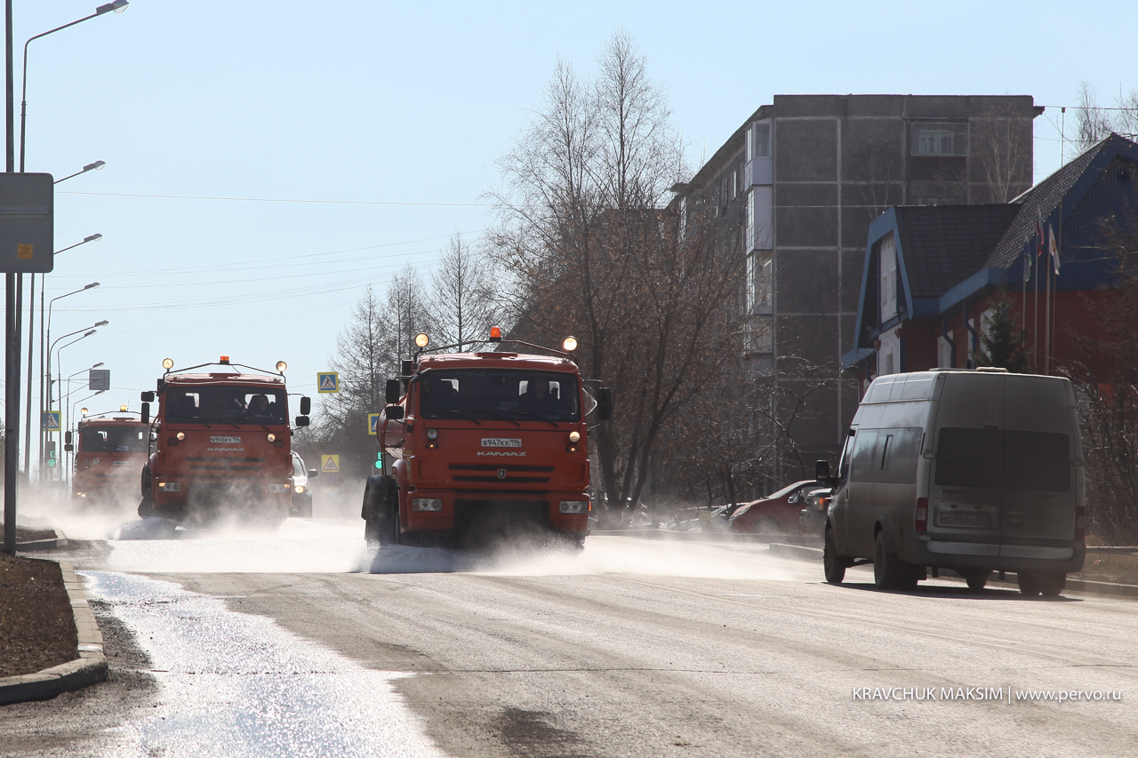 В городе дан старт весенней уборке улиц