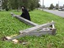 В двух регионах России за ночь срубили и спилили четыре поклонных креста