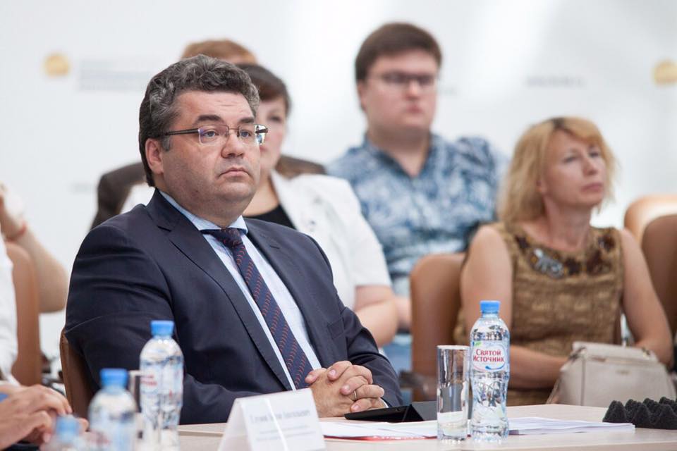 Александр Ханин получил благодарность за помощь в организации турнира по хоккею с мячом «Плетеный мяч-2017»