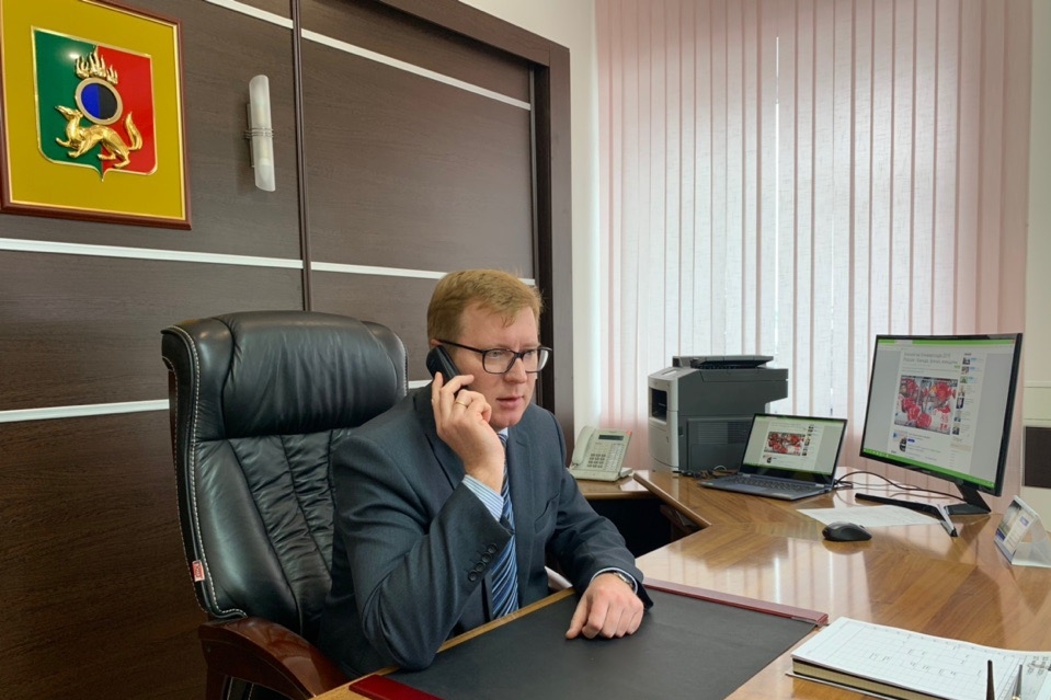 Глава поздравил первоуральских спортсменов с «золотом» на Универсиаде