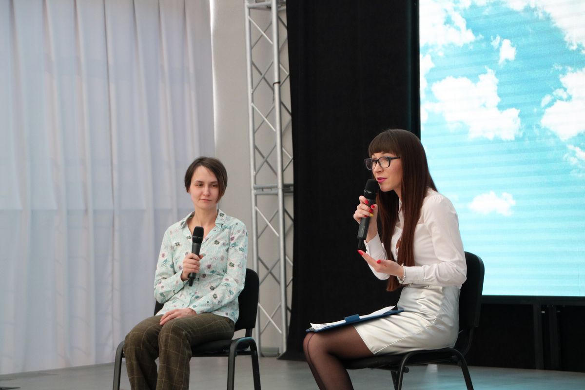 Екатеринбургский аниматор Инна Васфилова пообщалась с юными первоуральцами