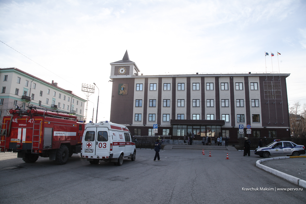 В Первоуральске заминировали администрацию и Управление образования