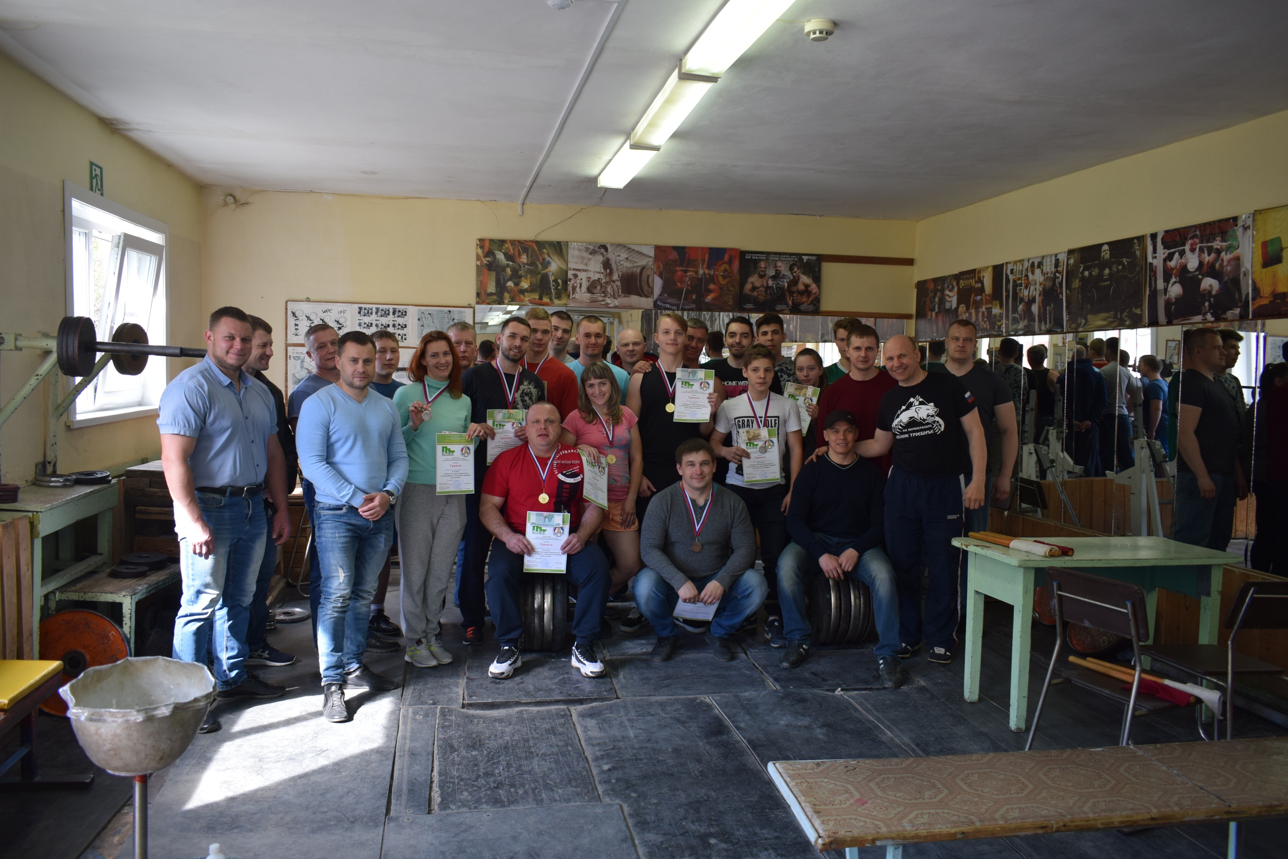 Первоуральские тяжелоатлеты завершили сезон