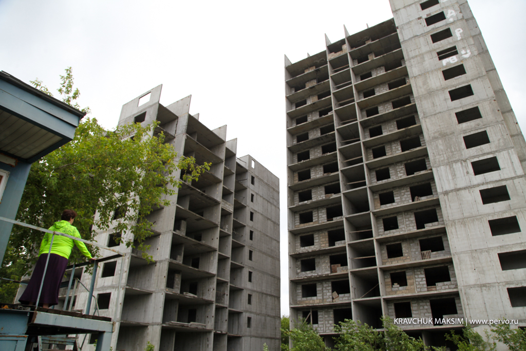 На Папанинцев к недострою закрыли доступ