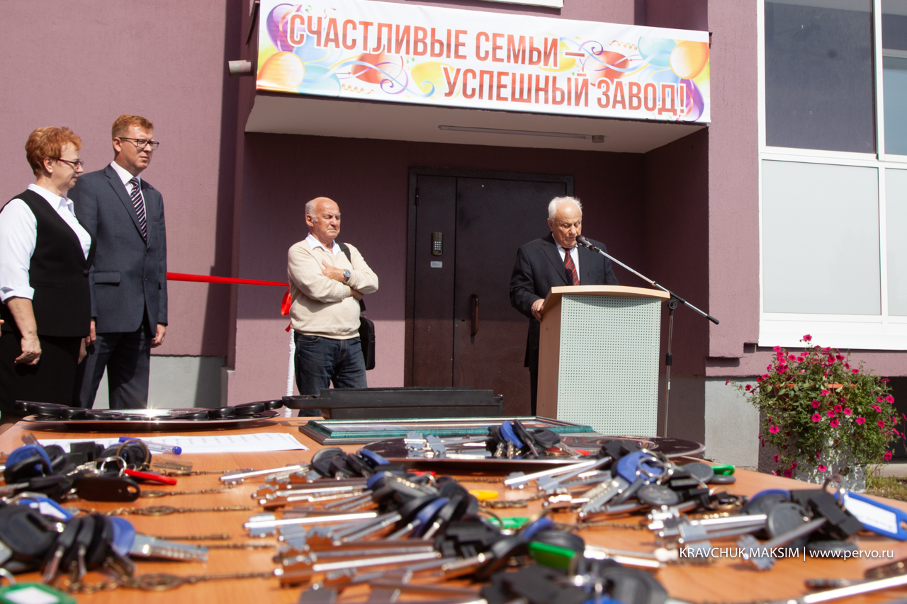 В микрорайоне Динас сдан новый многоквартирный дом