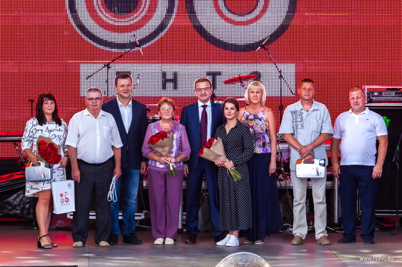 Суммарный стаж работы трудовых династий Группы ЧТПЗ более 8000 лет