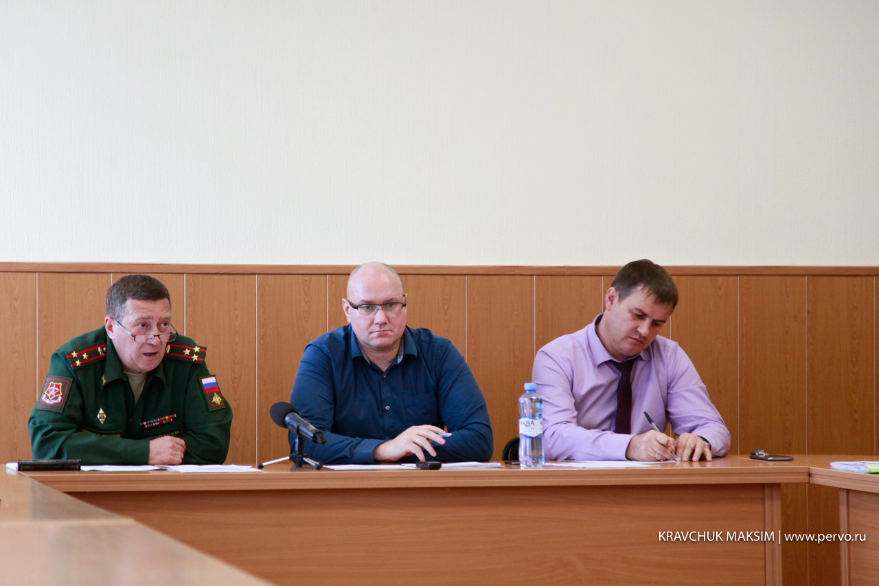 В Вооруженные силы РФ отправились 144 призывника