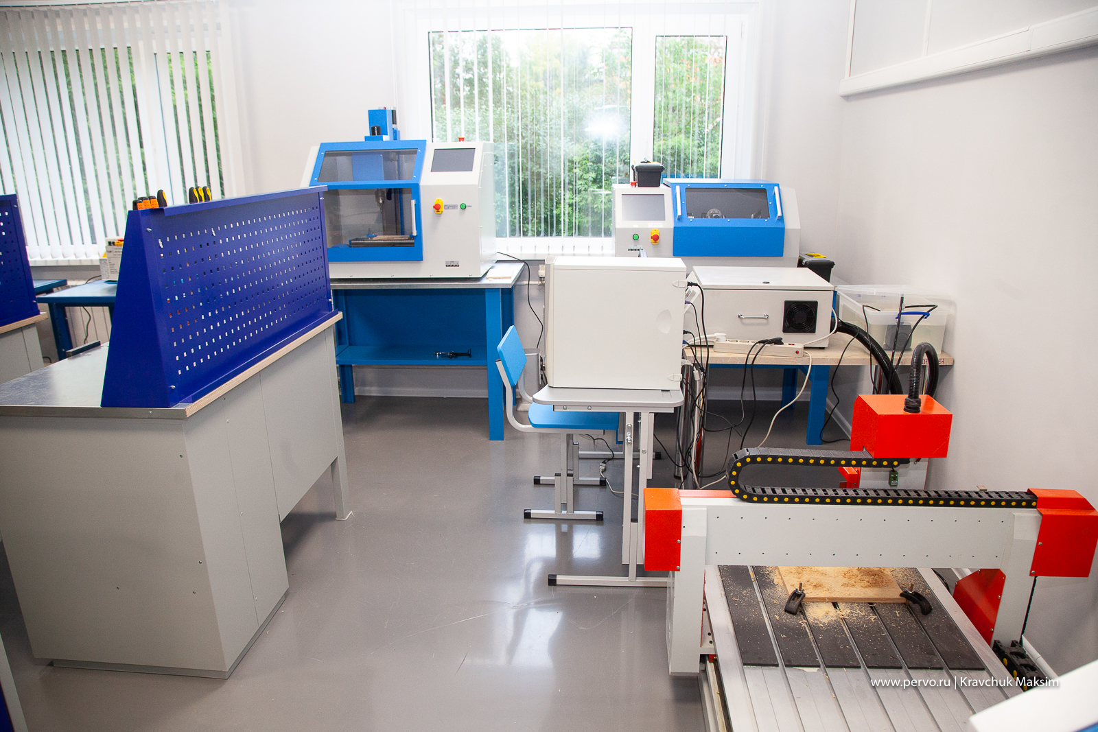 В школе №32 торжественно открыли новые кабинеты технологии