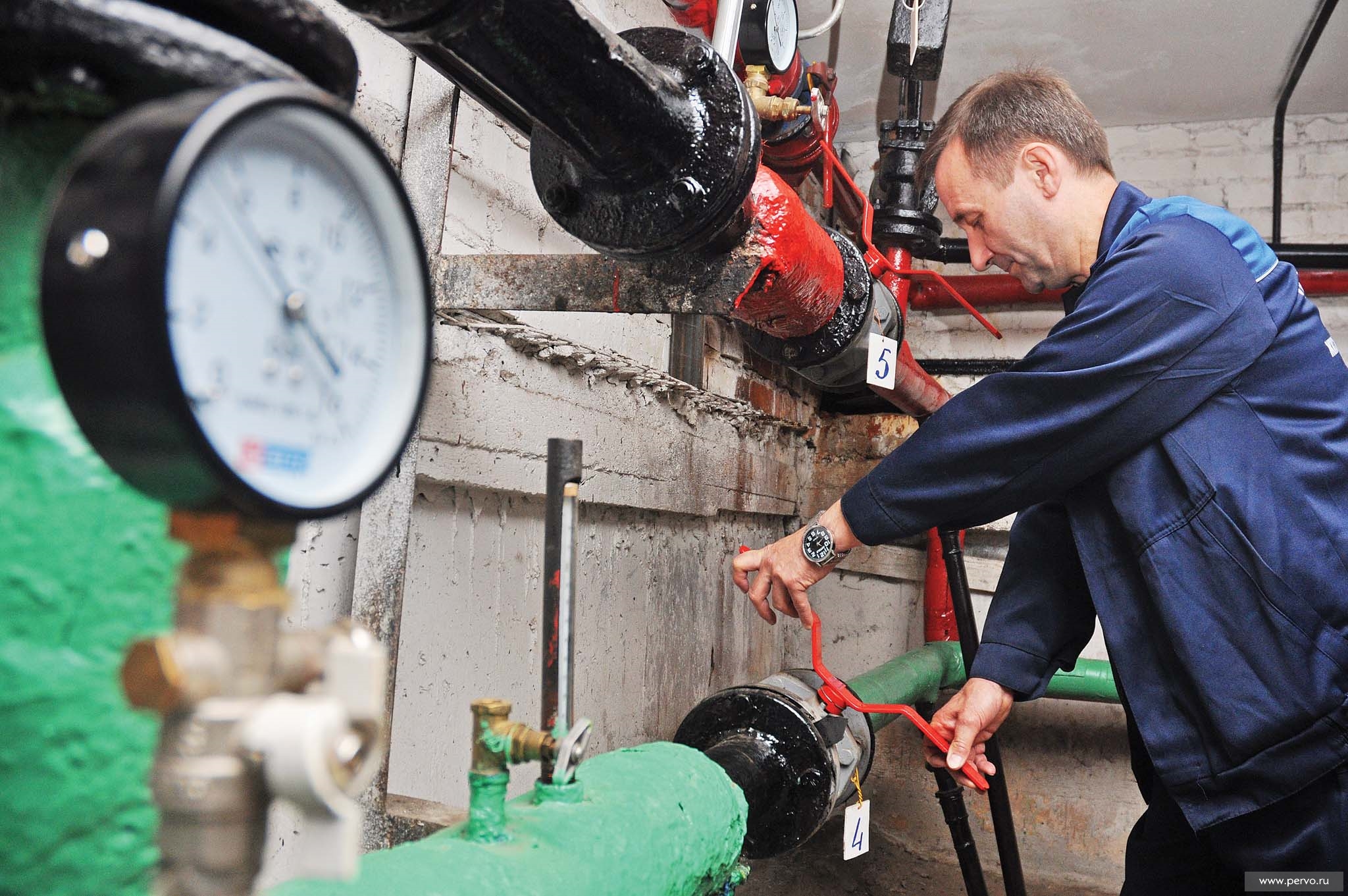 В Первоуральске стартовал запуск тепла в школы и детские сады