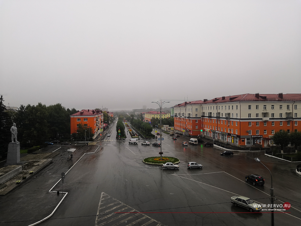 Выходя из дома, не забудьте взять зонтик