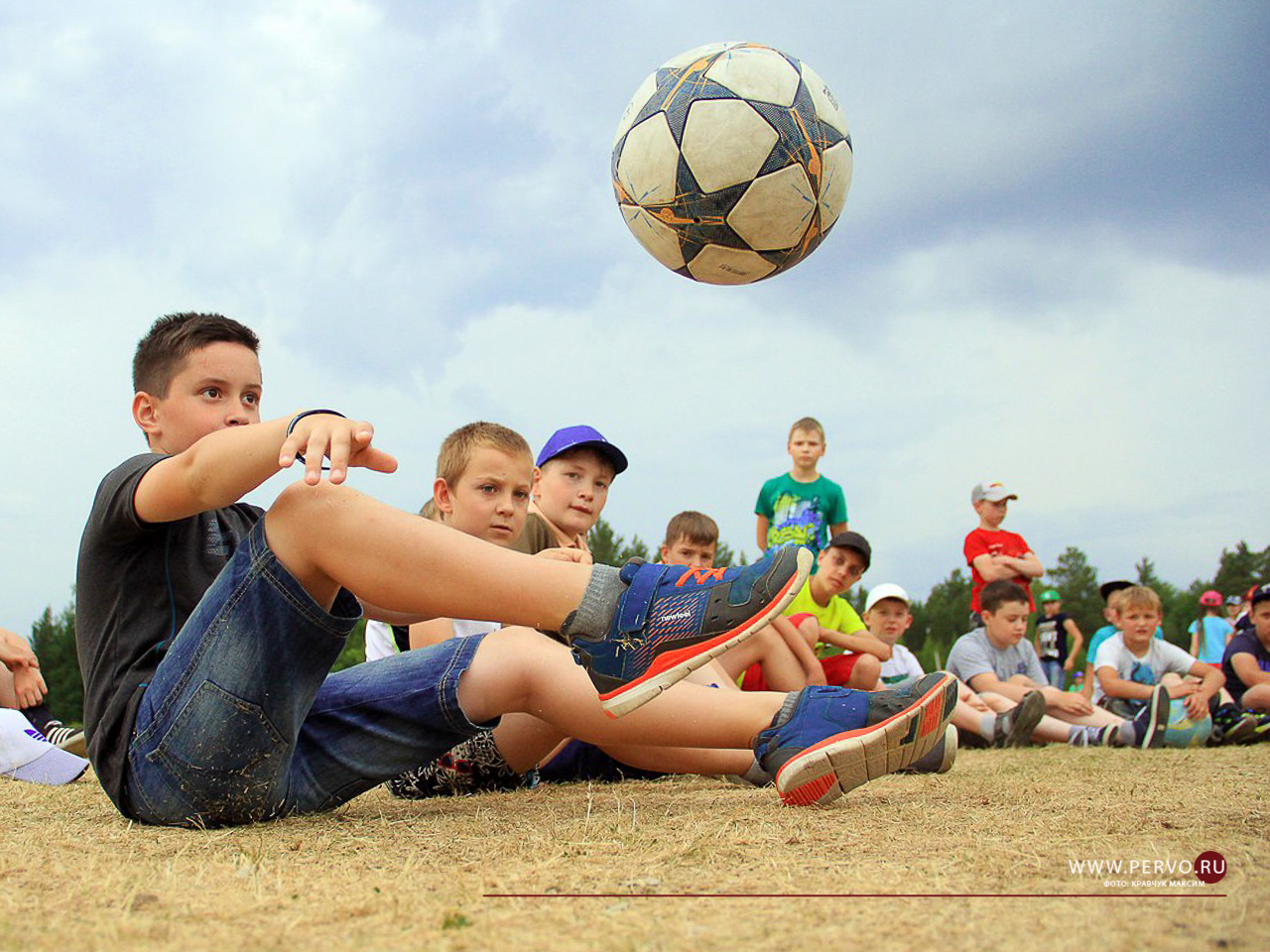 Первые итоги записи в детские лагеря: более двух тысяч заявлений