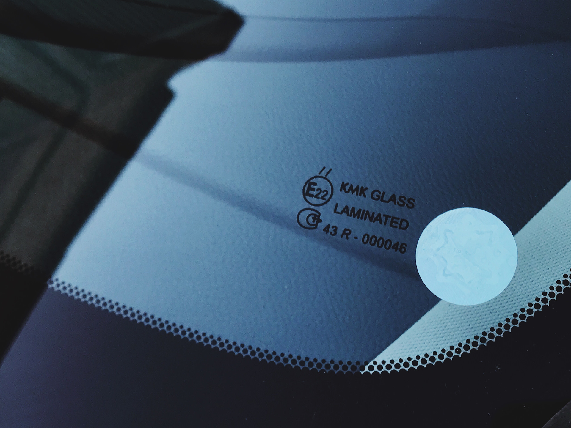 Автостекло KMK glass