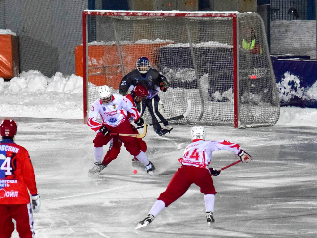 Трансляции матча «Динамо-Казань» – «Уральский трубник»