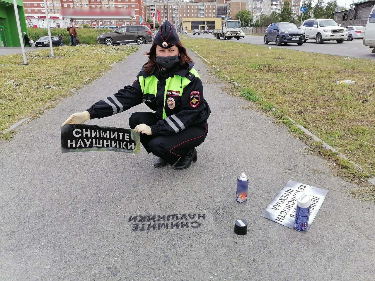 ГИБДД продолжает проводить акцию «ПДД на асфальте»