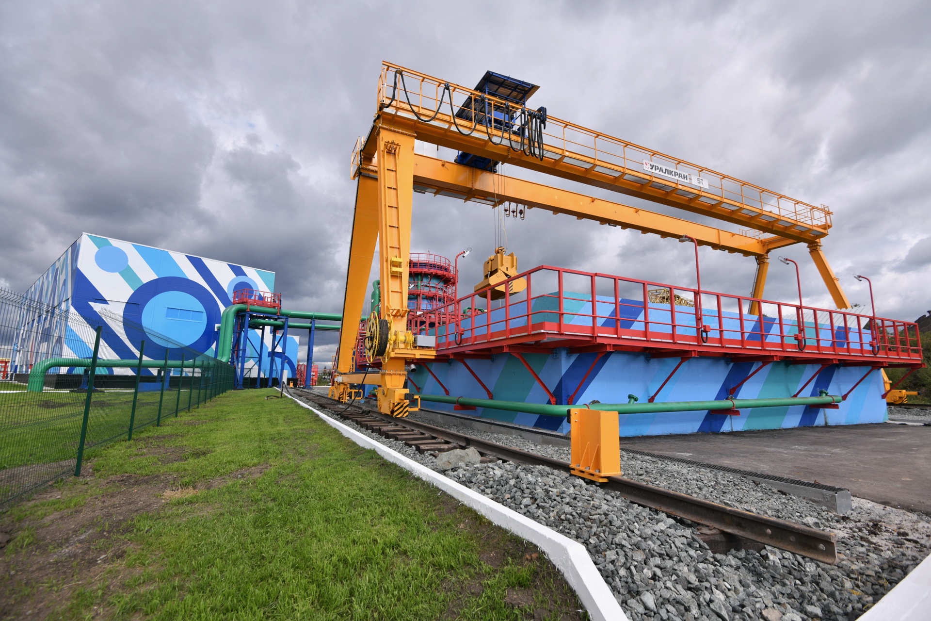 Состоялся торжественный запуск нового объекта Белой металлургии Группы ЧТПЗ — AQA Генезис