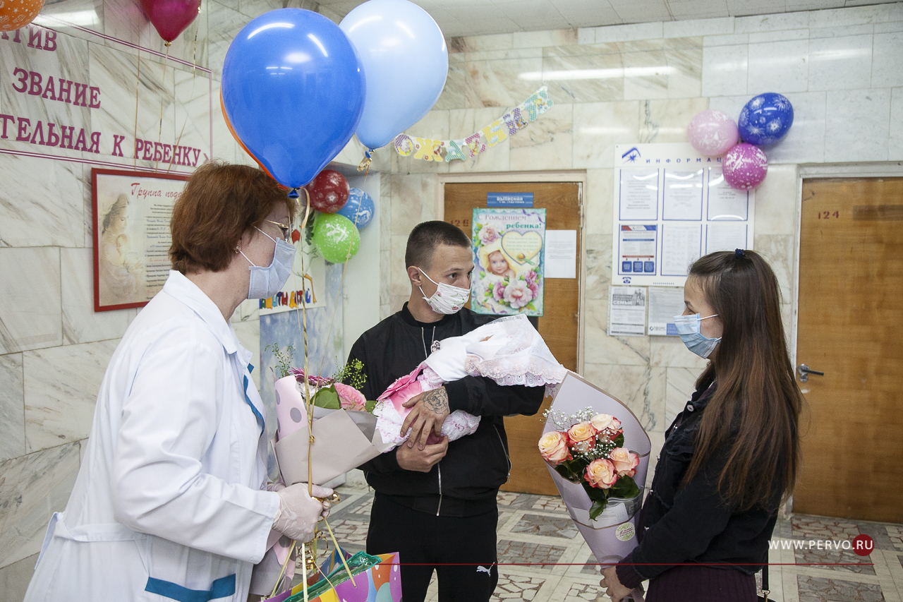 Принят закон о поддержке беременных и семей с детьми