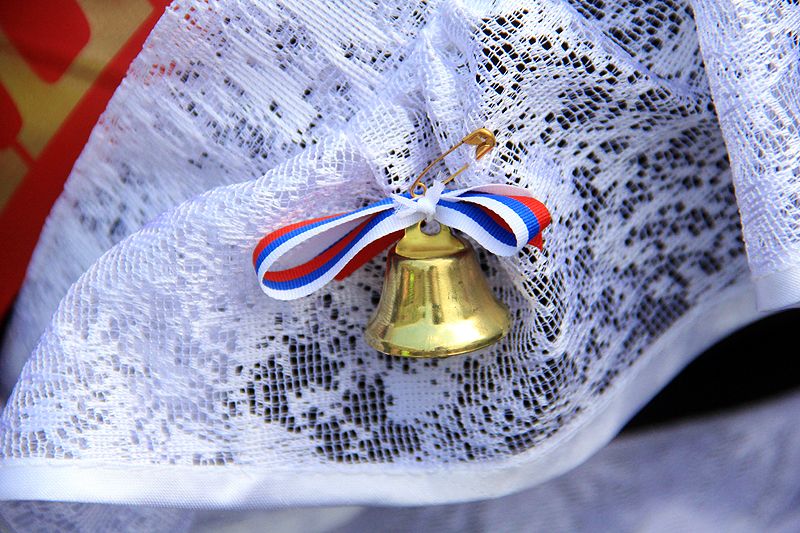 Куйвашев разрешил школьные выпускные