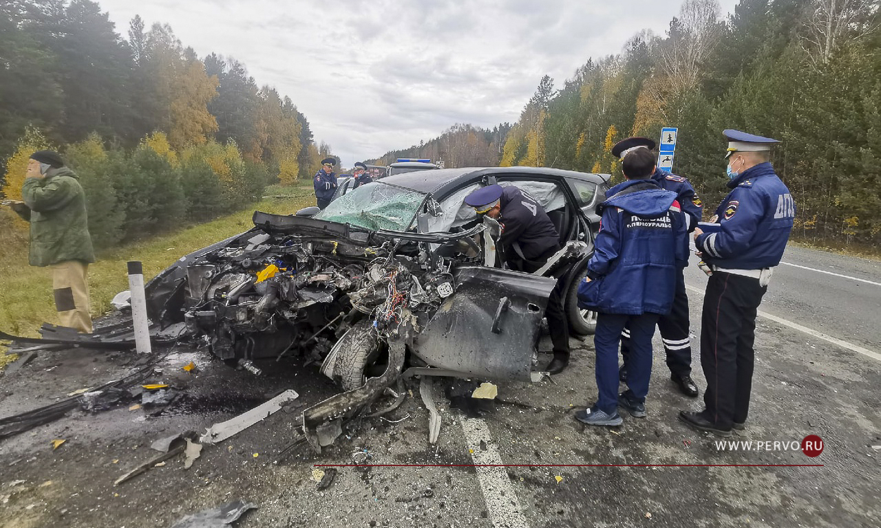 В ГИБДД рассказали о массовом ДТП при въезде в Первоуральск