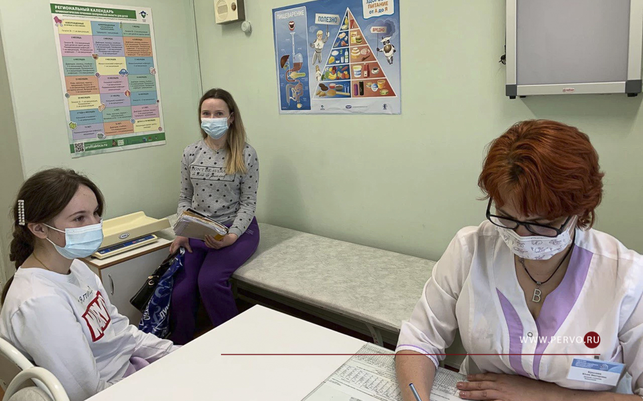 В детской больнице подвели итоги диспансеризации детей-сирот и опекаемых