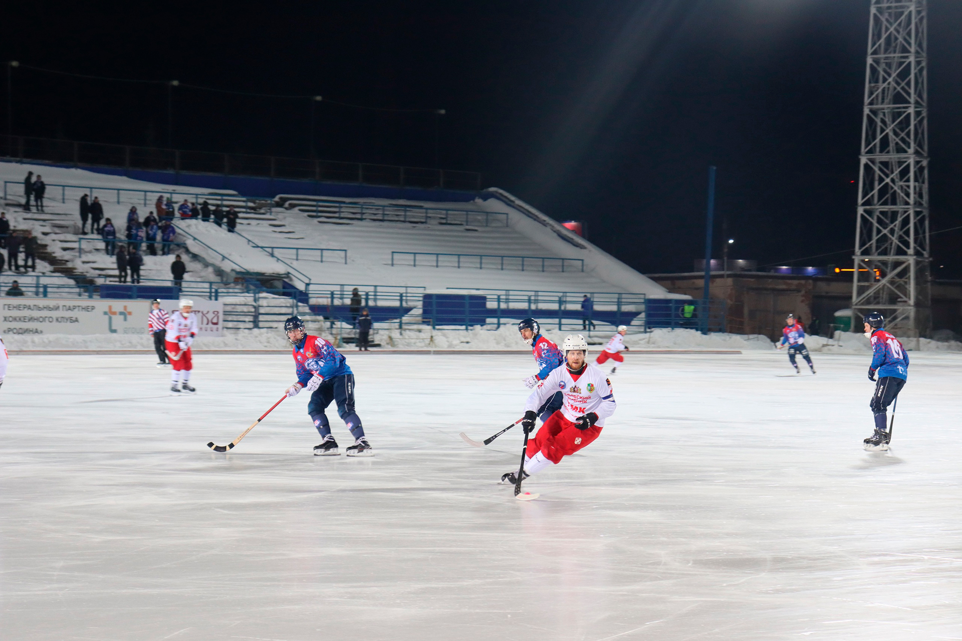 «Уральский трубник» уверенно обыграли в Кирове местную «Родину»