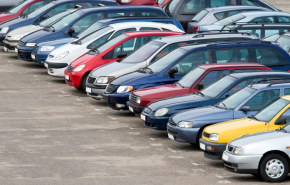 Автомобили с пробегом продолжают дорожать в России