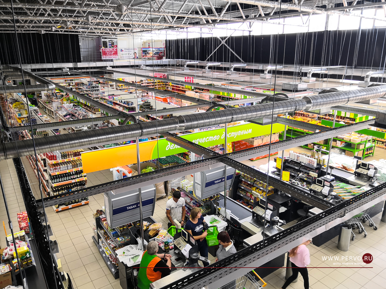 ФНС разрешила магазинам временно не выдавать бумажные чеки