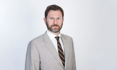 Построй карьеру — поступай в УрГЭУ!