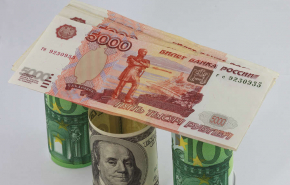 Spiegel назвал три признака заката доллара