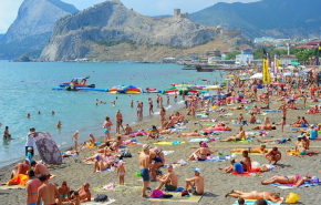 Туроператоры: порядка 65% туристов приедут в Крым летом на автомобилях и поездах