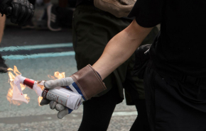 В виллу российского бизнесмена в Италии бросили коктейль Молотова