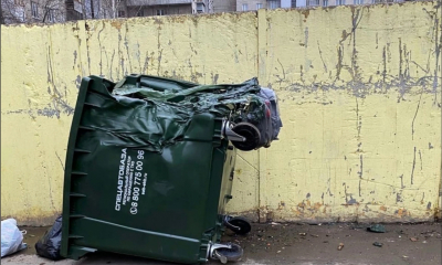 Неизвестные жгут, воруют и ломают пластиковые контейнеры