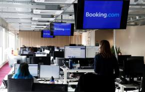 Российские отели отказались оплачивать услуги сервису Booking.com за февраль