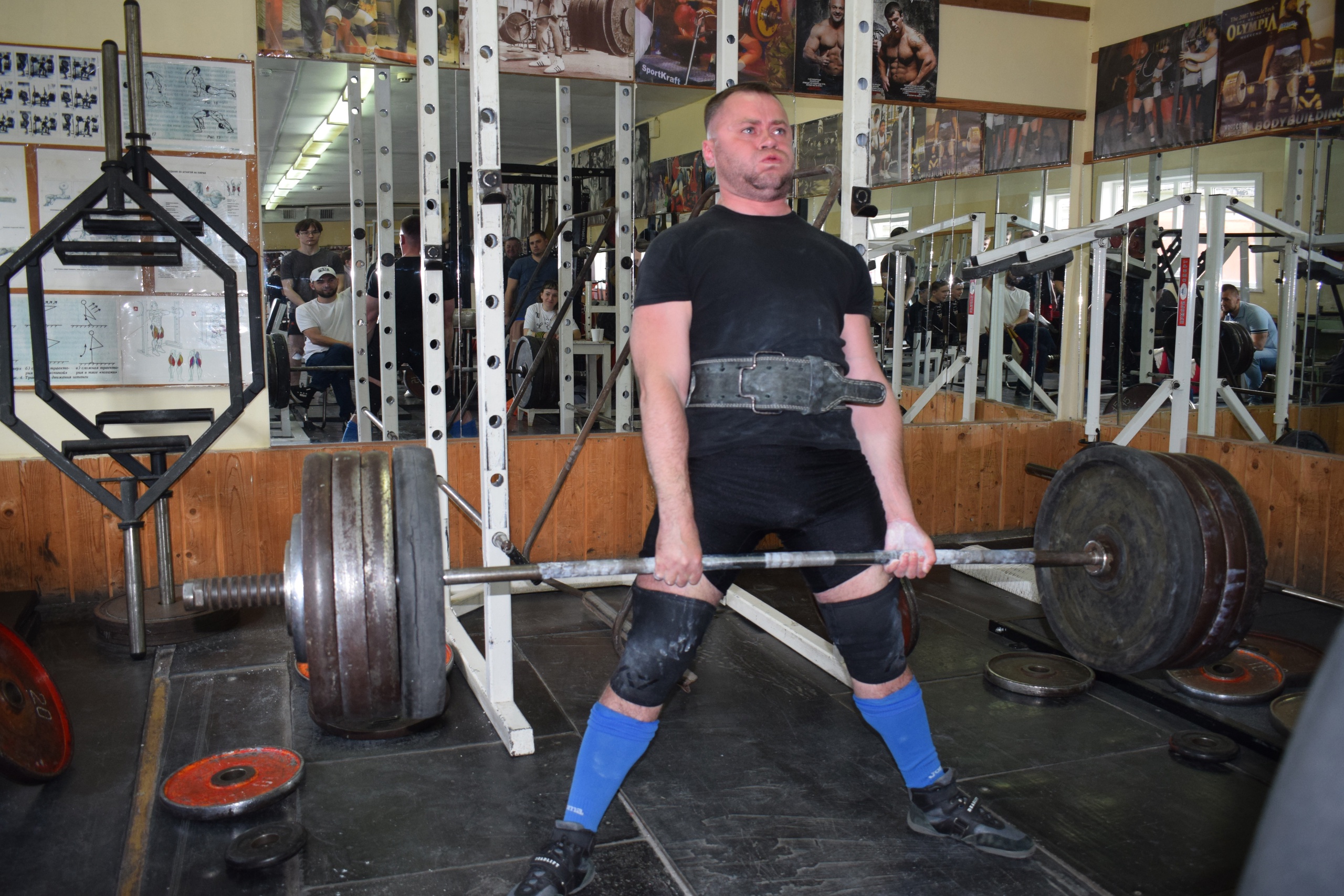 В городе прошло первенство по пауэрлифтингу