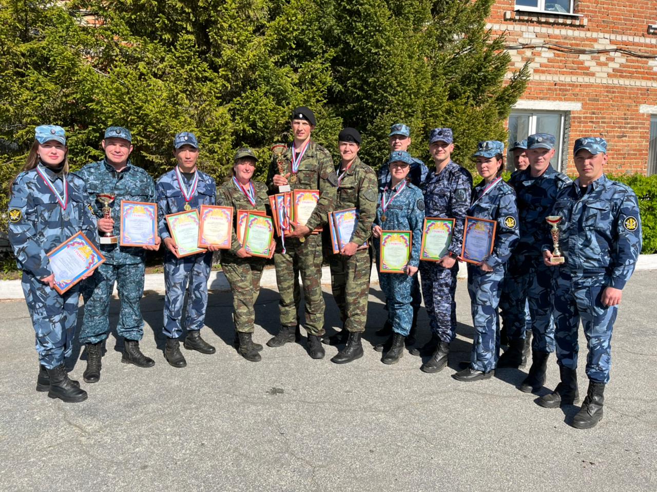 Первоуральские спецназовцы стали лучшими стрелками ГУФСИН