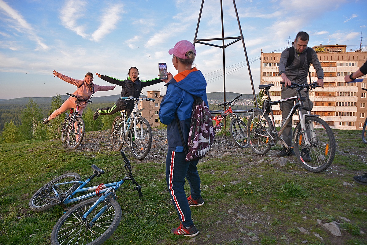 В Первоуральске спортсмены организовали ночной велоквест по городу?‍♂