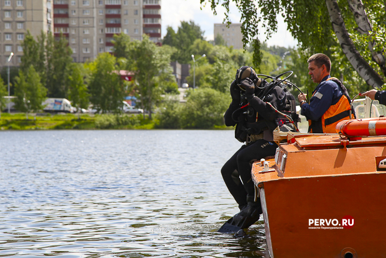 На городской плотине прошли учения МЧС и Водоканала