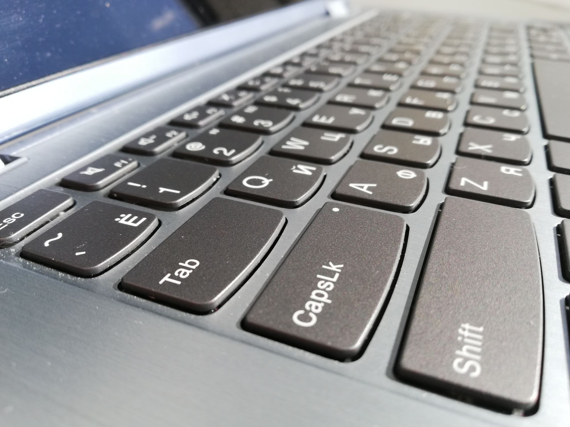 Выпускники школ два дня будут сдавать ЕГЭ по информатике и ИТК