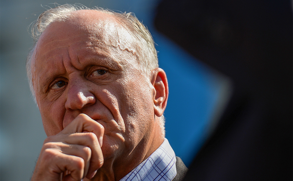 Умер соратник Ельцина Геннадий Бурбулис