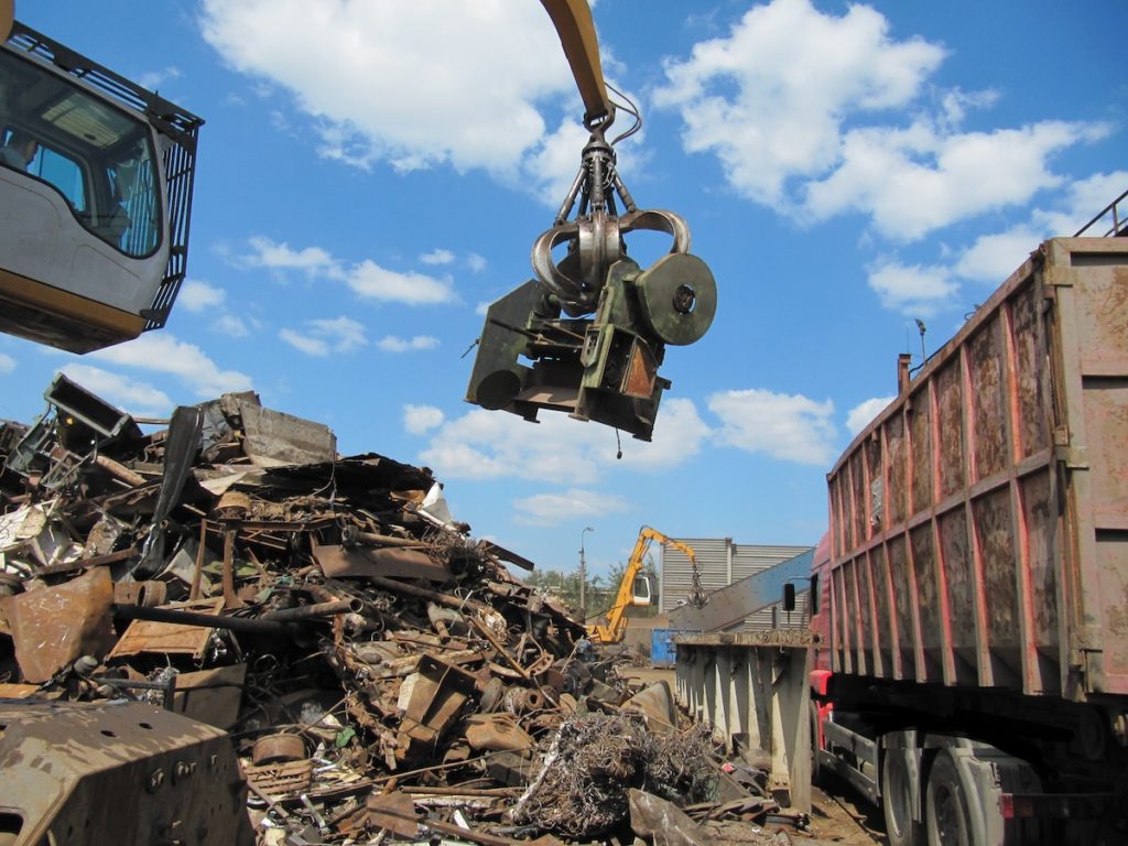 В пункте приема металлолома нашли нарушения