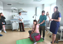 Будущим мамам провели экскурсию в Первоуральский перинатальный центр