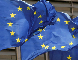 ЕС разрешит частично разморозить ресурсы подсанкционных российских банков