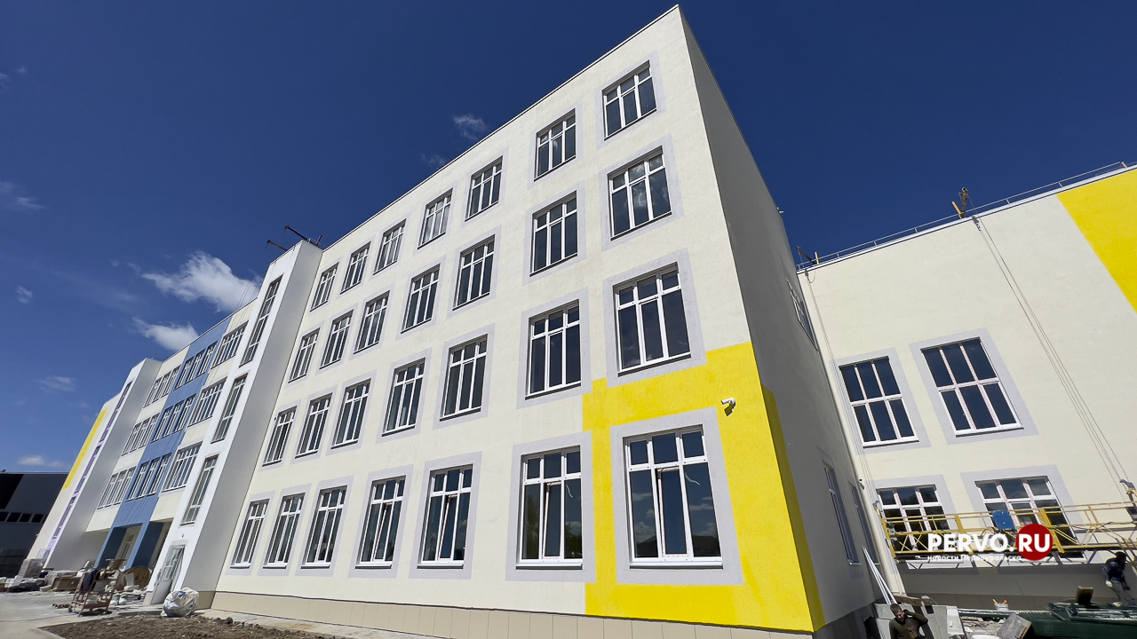 В посёлке Билимбай завершается строительство строительство школы на 500 мест