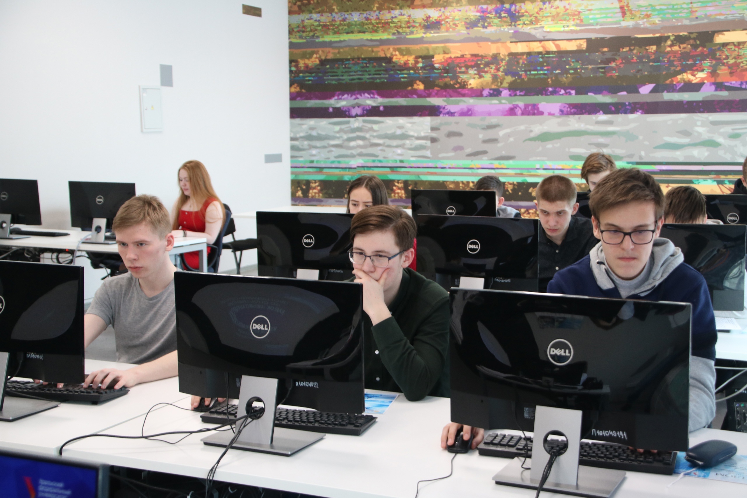 Выпускники школы олимпиадного программирования ИКЦ поступили на бюджет