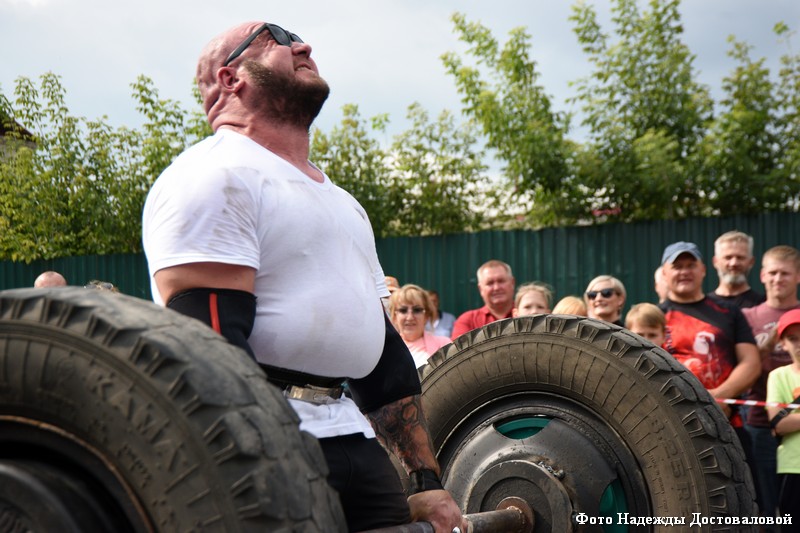 В Кургане состоялся турнир по силовому экстриму. Видео