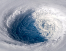 В Японии объявили эвакуацию для более чем 72 тыс. человек из-за тайфуна