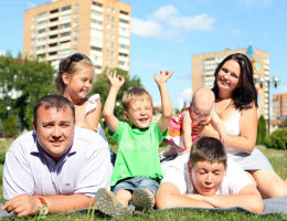 В Госдуме предложили списывать часть ипотеки у многодетных семей